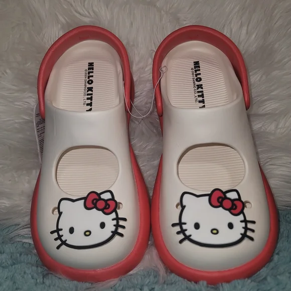 Hello Kitty Clogs Size 39- 40 - Picture 9 of 11